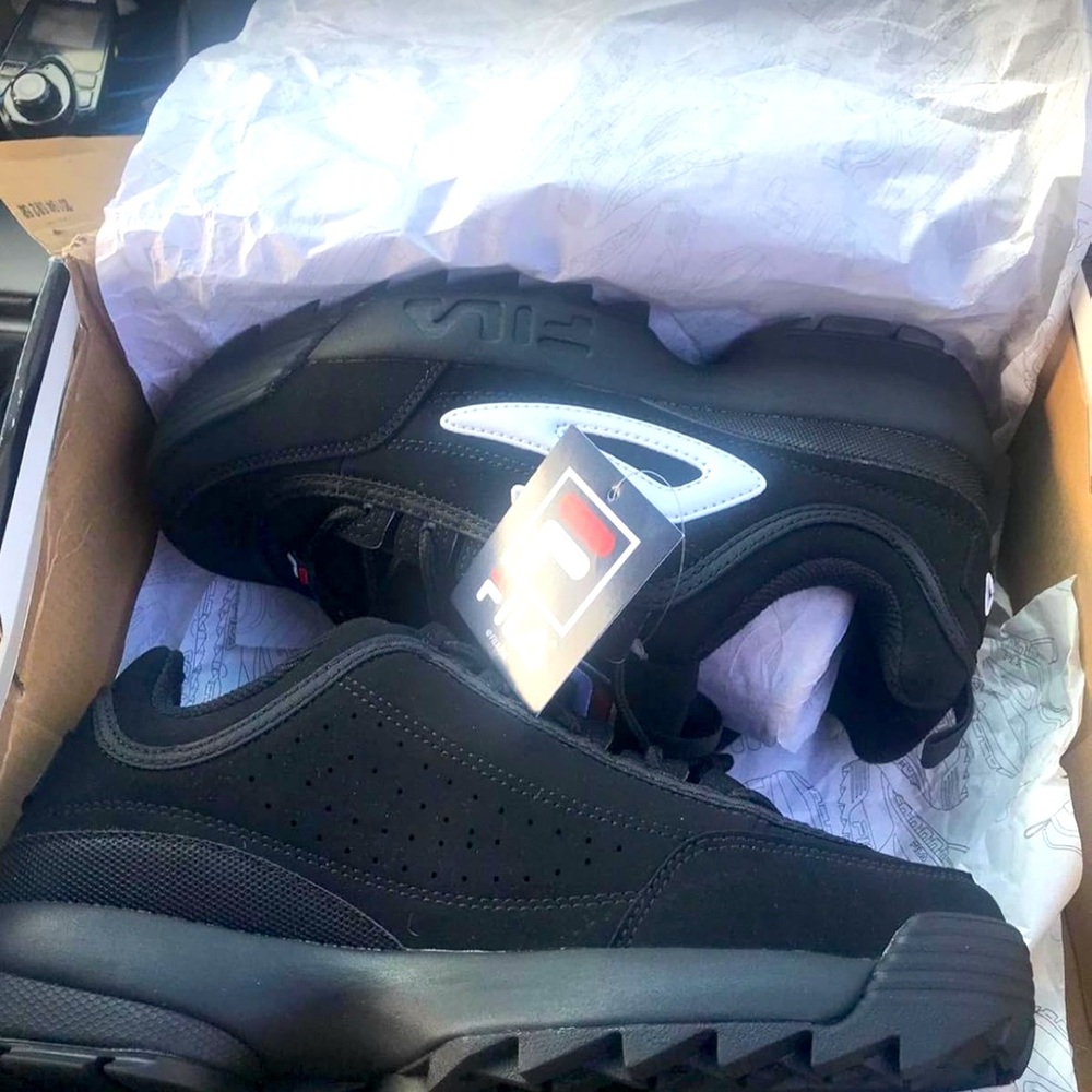 Women’s Fila Disruptor II Size 9